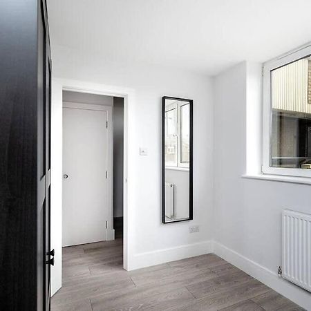 Charming Apartment In The Pleydell Estate لندن المظهر الخارجي الصورة